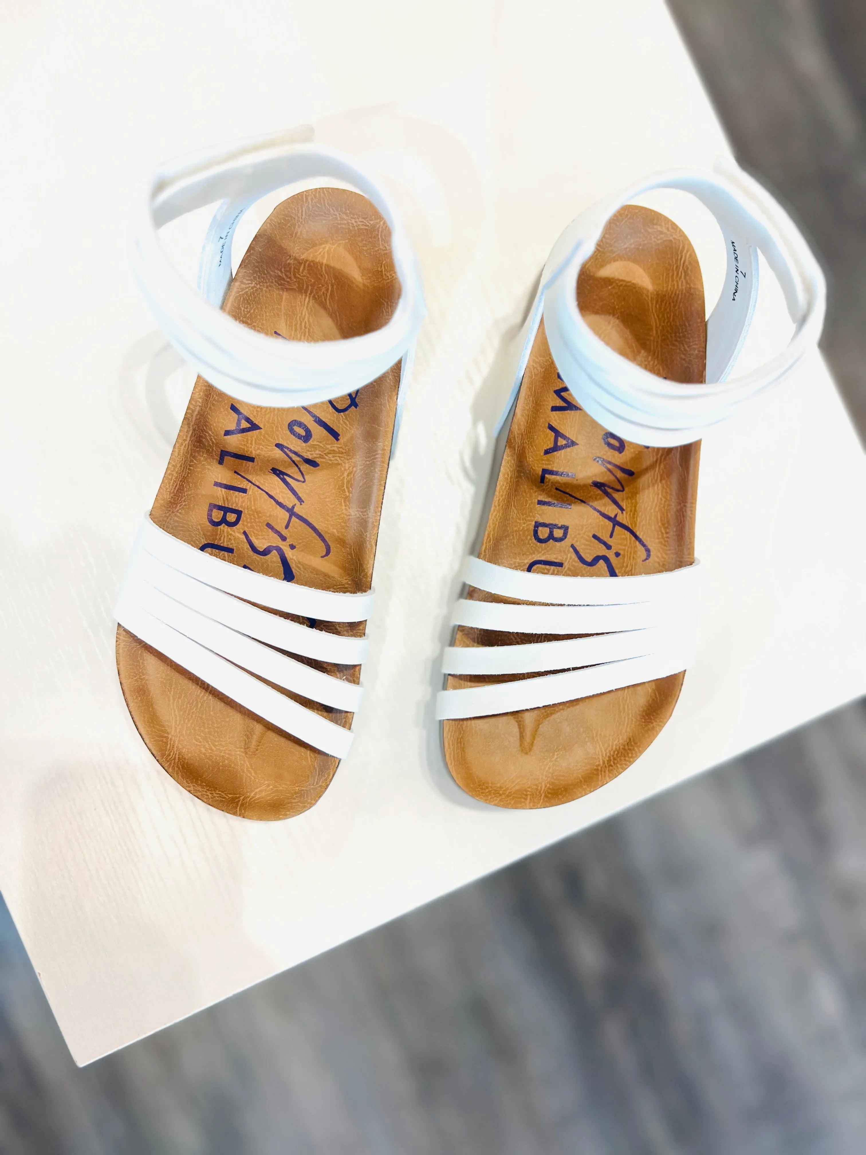 Blowfish Malis Wedges (Coconut Dyecut)