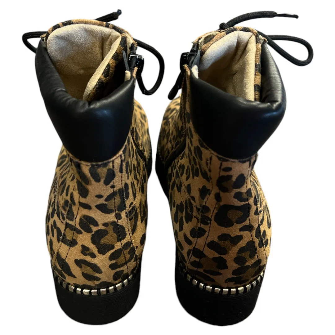 Boots Combat By Vaneli In Animal Print, Size: 8