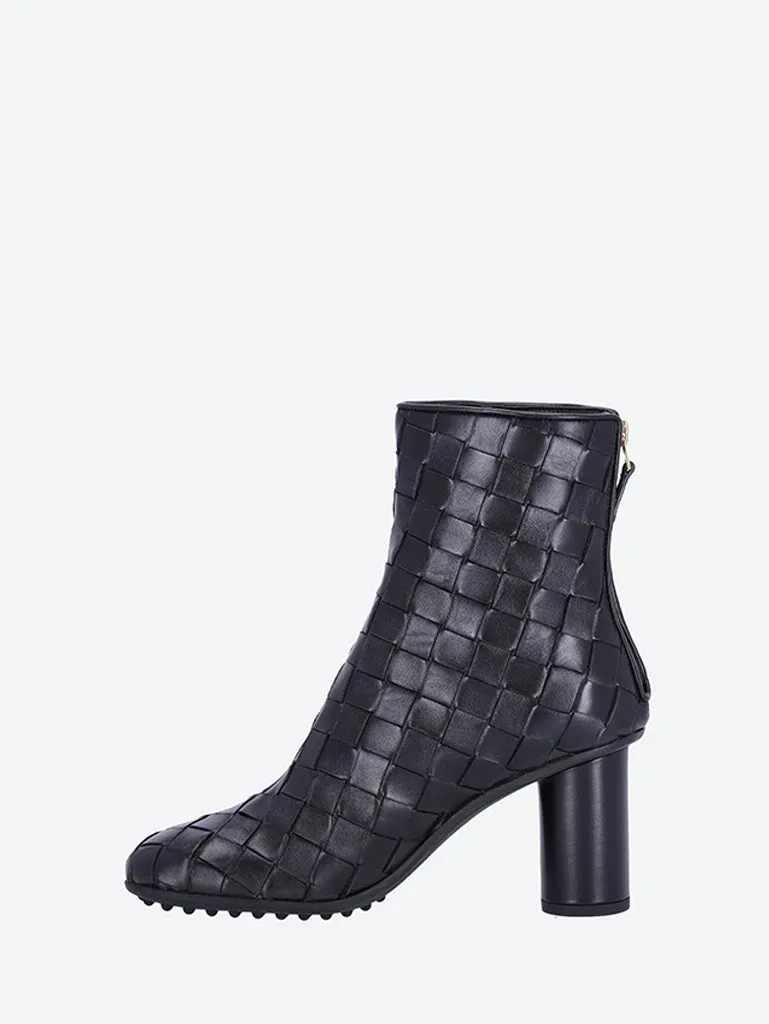 Leather atomic boots