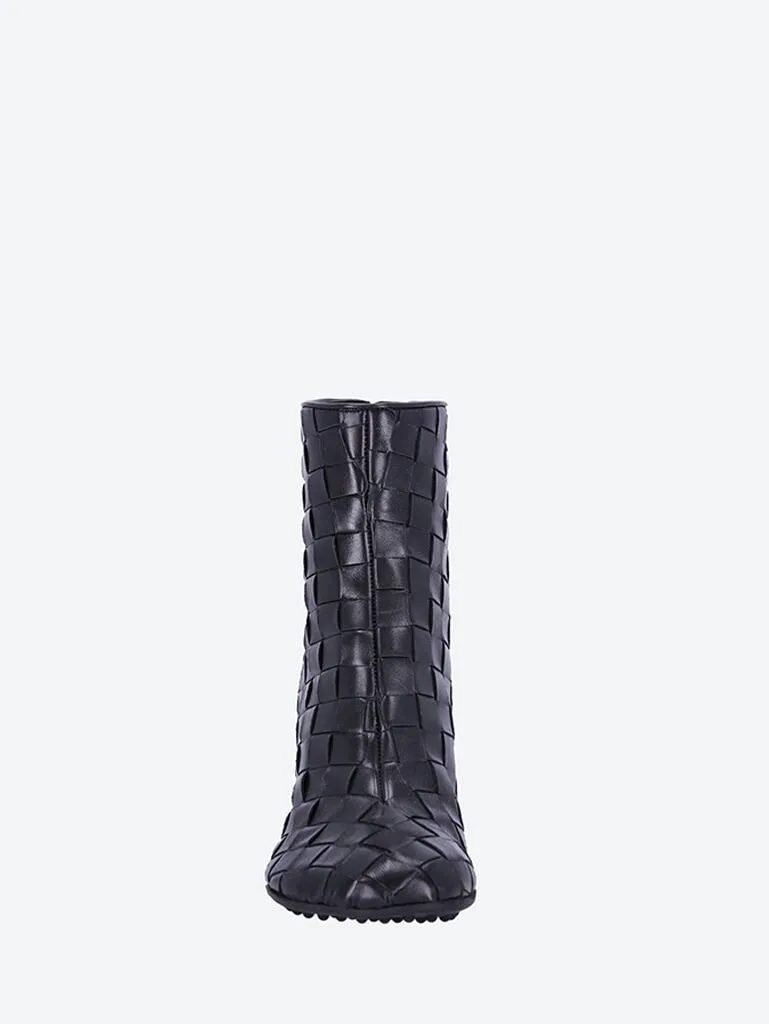 Leather atomic boots