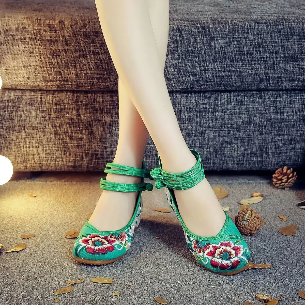 SAILING LU Womens Cute Embroidery Flats Traditional Chinese Height-Increasing Mary Janes Comfy Cosplay Low-Heel Party Shoes