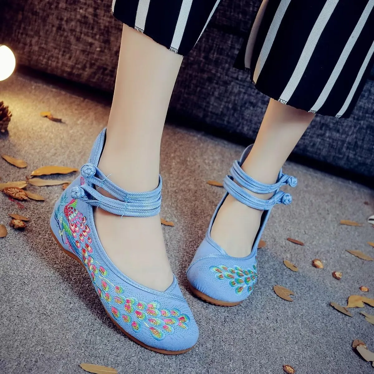SAILING LU Womens Cute Embroidery Flats Traditional Chinese Height-Increasing Mary Janes Comfy Cosplay Low-Heel Party Shoes