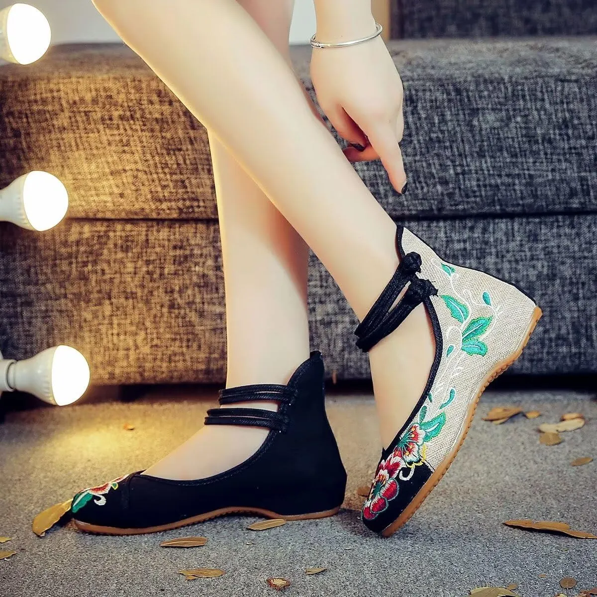 SAILING LU Womens Cute Embroidery Flats Traditional Chinese Height-Increasing Mary Janes Comfy Cosplay Low-Heel Party Shoes