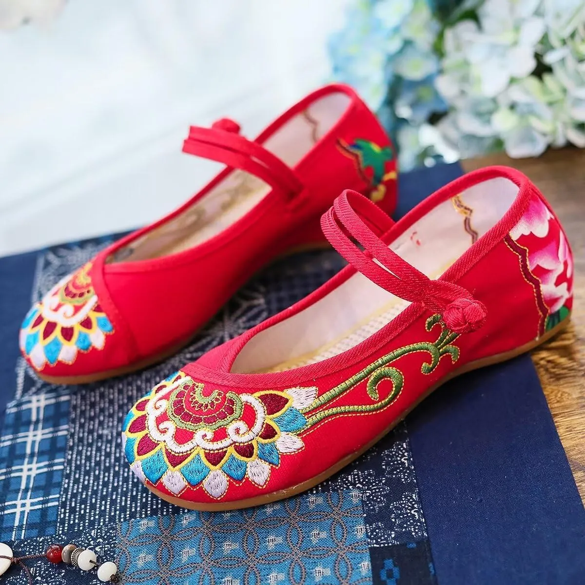 SAILING LU Womens Cute Embroidery Flats Traditional Chinese Height-Increasing Mary Janes Comfy Cosplay Low-Heel Party Shoes